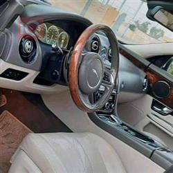 جاكوار XJ